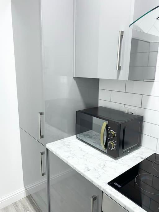 Modern Studio Near Nec With Free Parking - Prime Location Sheldon  외부 사진