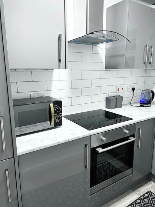 Modern Studio Near Nec With Free Parking - Prime Location Sheldon  외부 사진